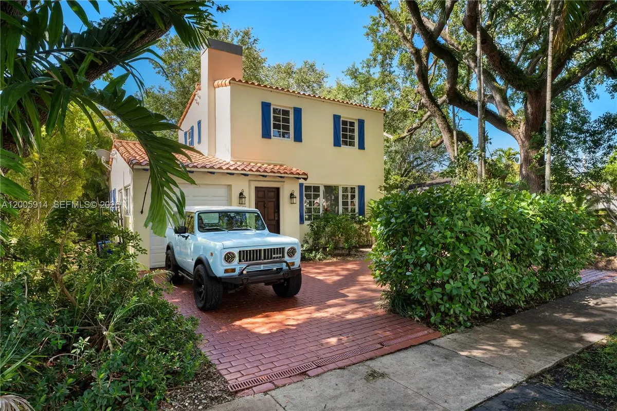 528 Alcazar Ave, Coral Gables, FL 33134 - #1