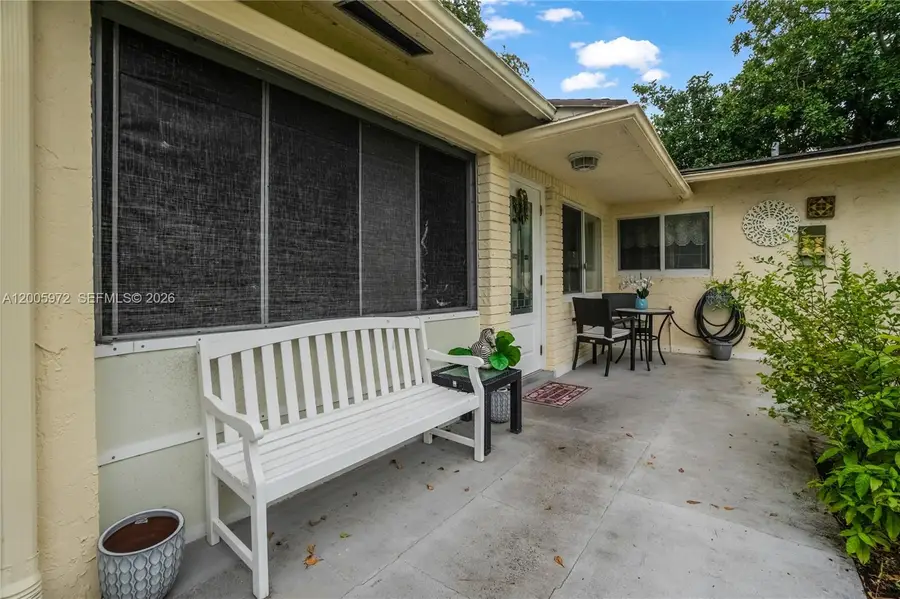 410 SW Natura Ave, Deerfield Beach, FL 33441 - #3
