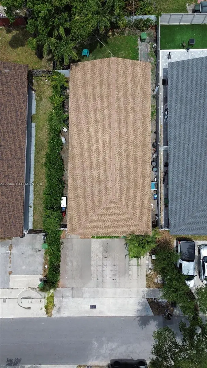 102 SW 9th St, Hallandale Beach, FL 33009 - #2