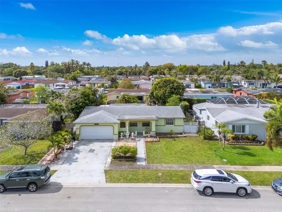 6534 NW 2nd St, Margate, FL 33063 - #2