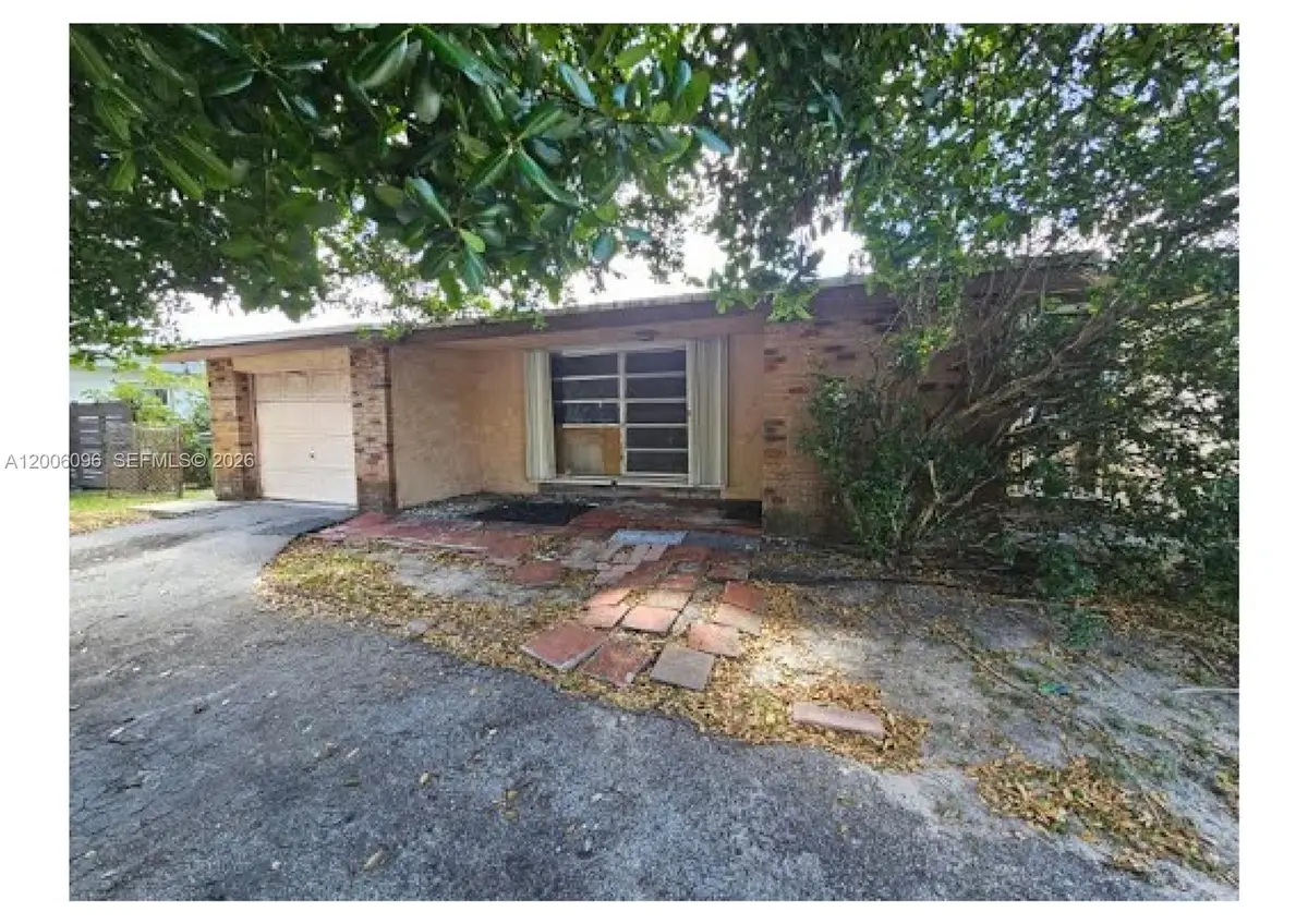 750 N Douglas Rd, Pembroke Pines, FL 33024 - #1