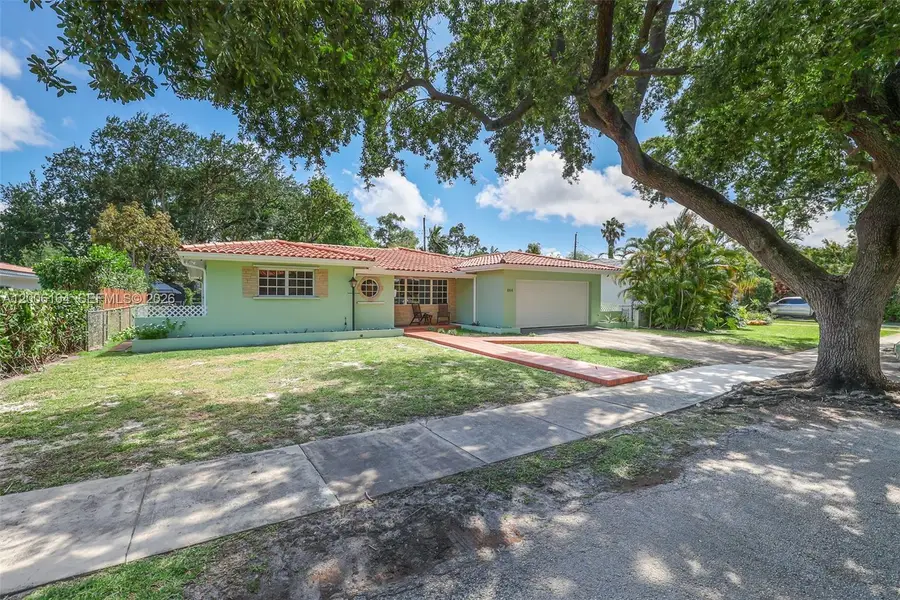866 NE 99th St, Miami Shores, FL 33138 - #2
