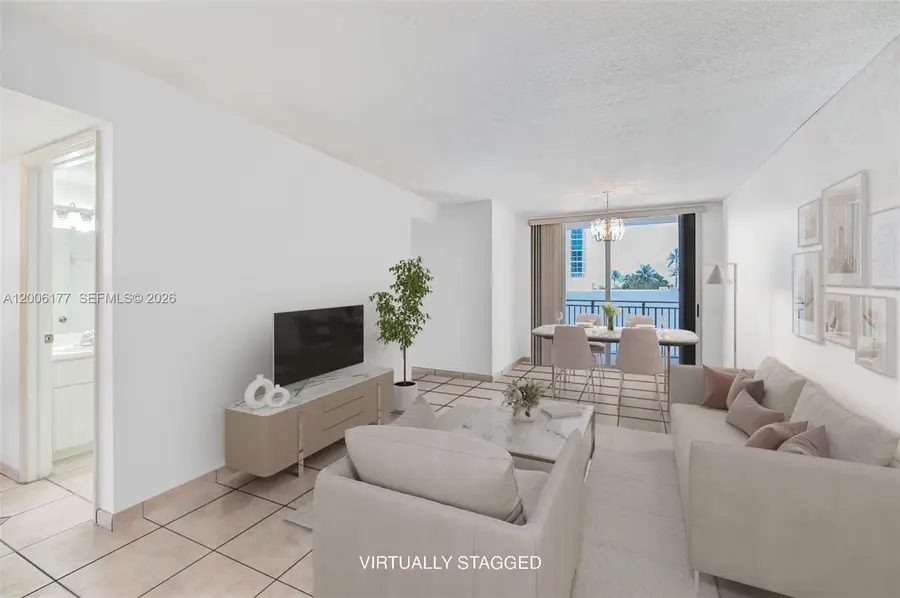 2642 Collins Ave #306, Miami Beach, FL 33140 - #2