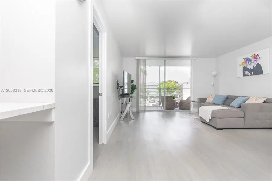 3600 NE 170th St #308, North Miami Beach, FL 33160 - #2