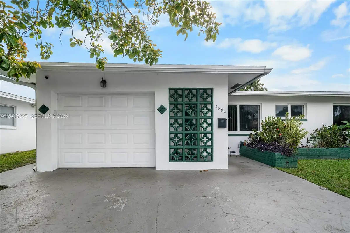 4402 NW 44th Ave, Tamarac, FL 33319 - #1