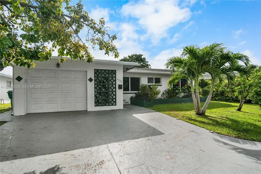 4402 NW 44th Ave, Tamarac, FL 33319 - #2