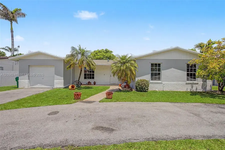 12001 SW 118th St, Miami, FL 33186 - #2