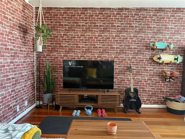 1000 West Ave #1105, Miami Beach, FL 33139