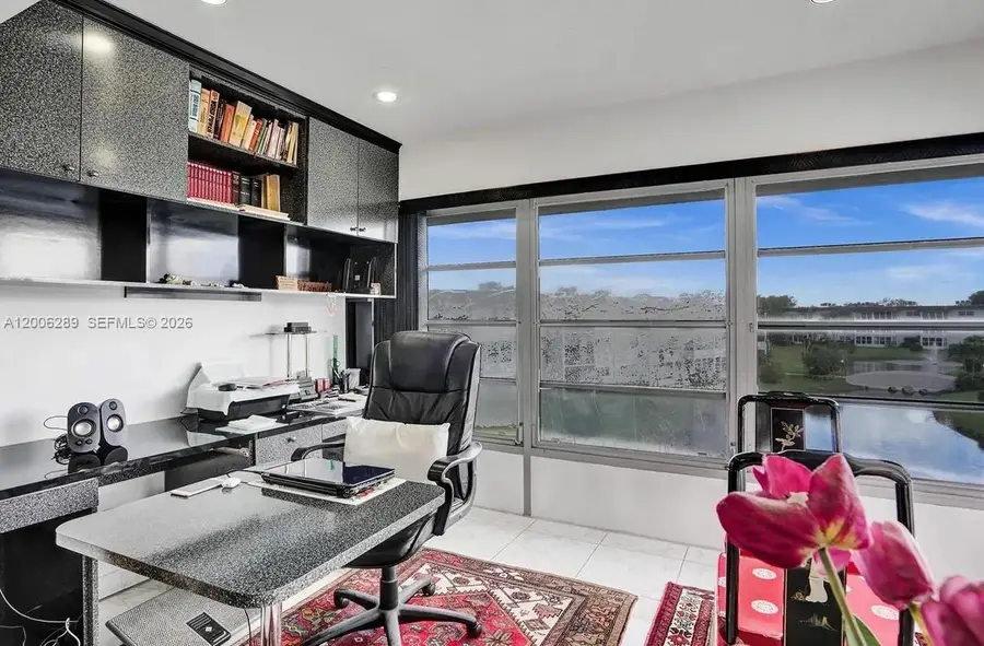 4706 NW 36th St #605, Lauderdale Lakes, FL 33319 - #2