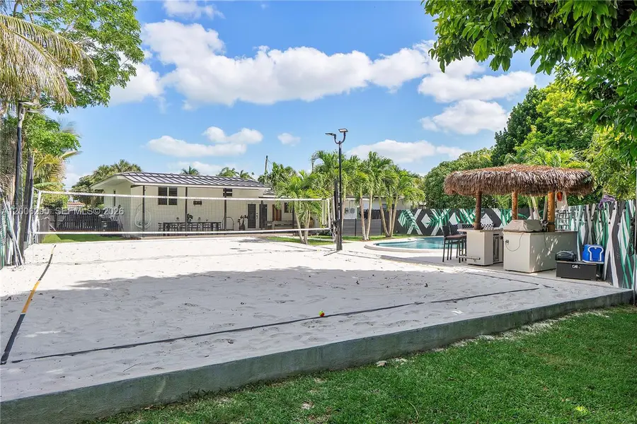 14830 N Spur Dr, Miami, FL 33161 - #2