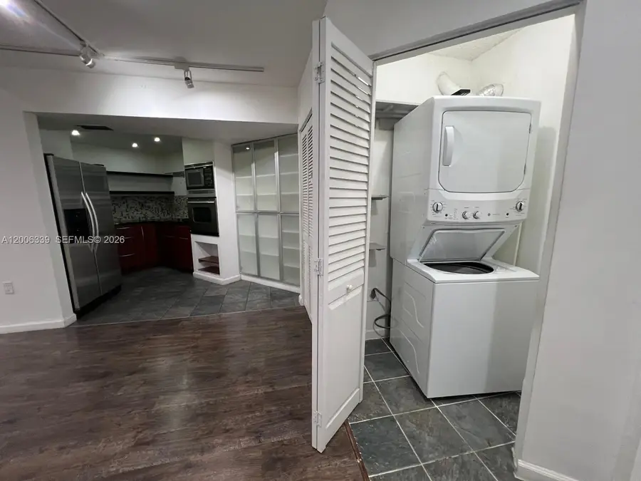 9715 Fontainebleau Blvd #E308, Miami, FL 33172 - #3