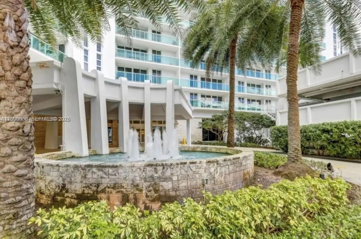 100 Bayview Dr #PH31, Sunny Isles Beach, FL 33160 - #1
