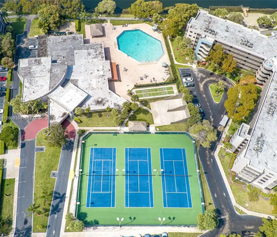 1100 Colony Point Cir #421, Pembroke Pines, FL 33026 - #2