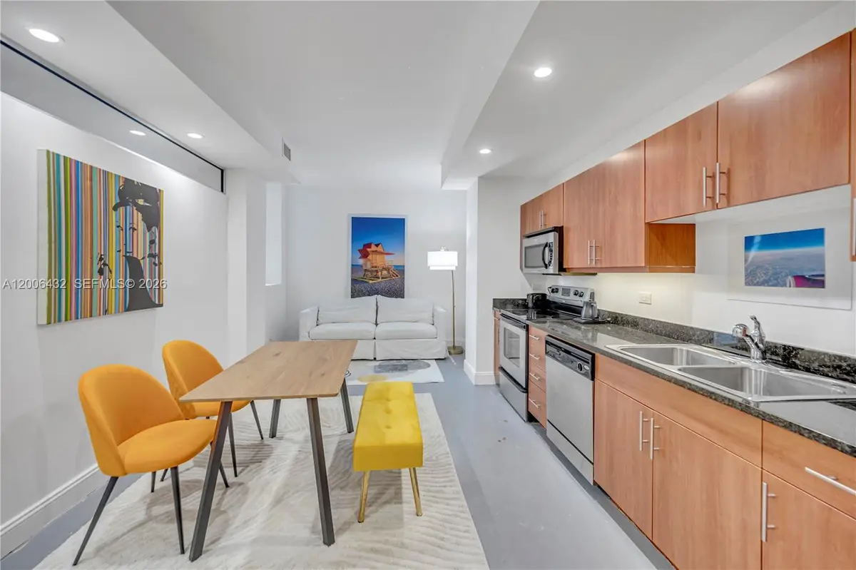 111 E Flagler St #506, Miami, FL 33131 - #1