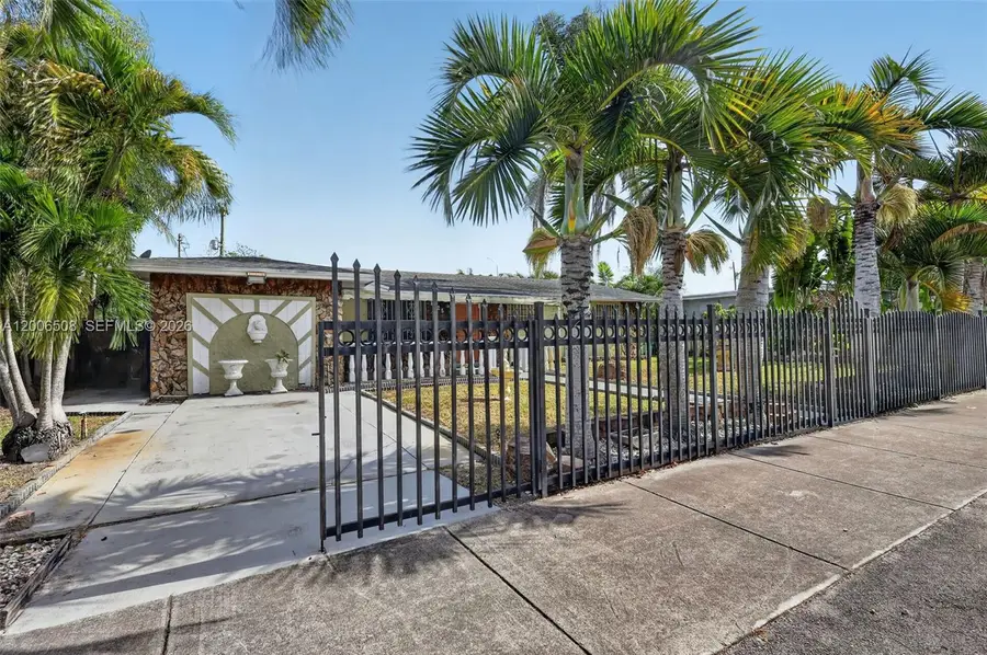 1325 NW 118th St, Miami, FL 33167 - #3