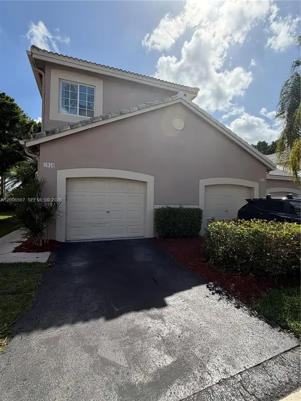 2050 Madeira Dr, Weston, FL 33327