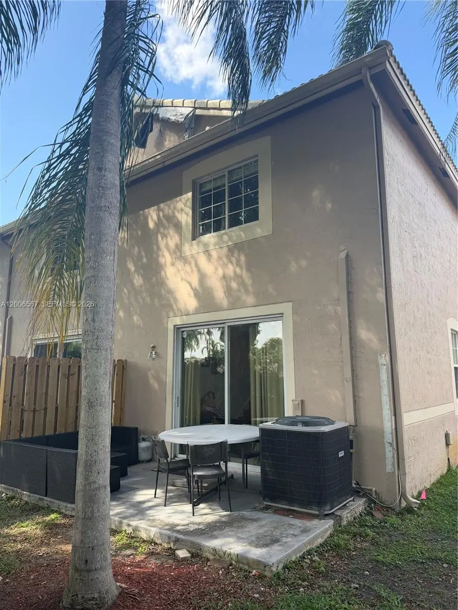 2050 Madeira Dr, Weston, FL 33327 - #3