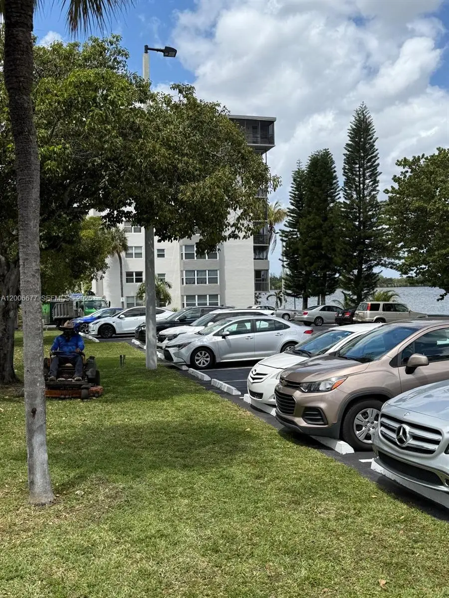 1175 NE Miami Gardens Dr #703, Miami, FL 33179 - #3