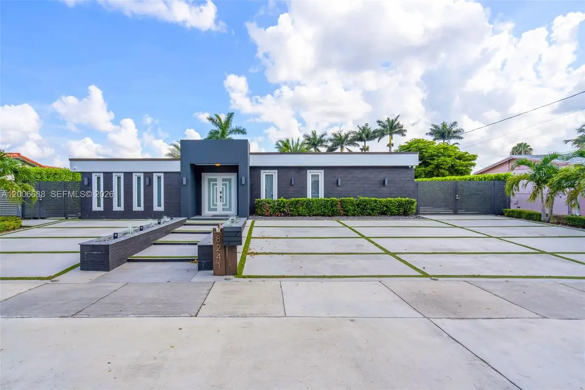 8241 NW 182nd St, Hialeah, FL 33015 - #1