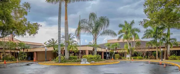 2780 N Pine Island Rd #205, Sunrise, FL 33322