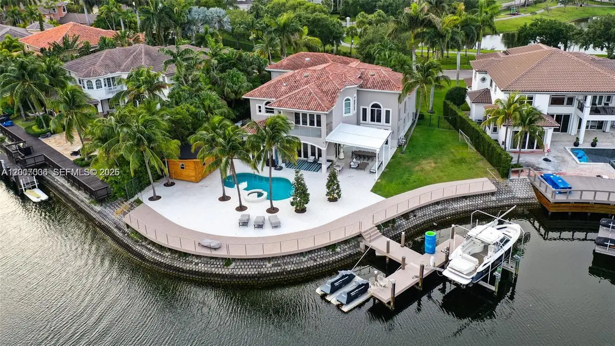 1260 Harbor Ct, Hollywood, FL 33019 - #1