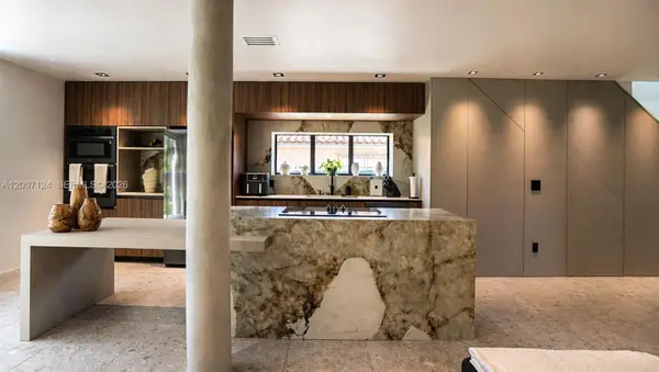 1820 SW 10th St, Miami, FL 33135