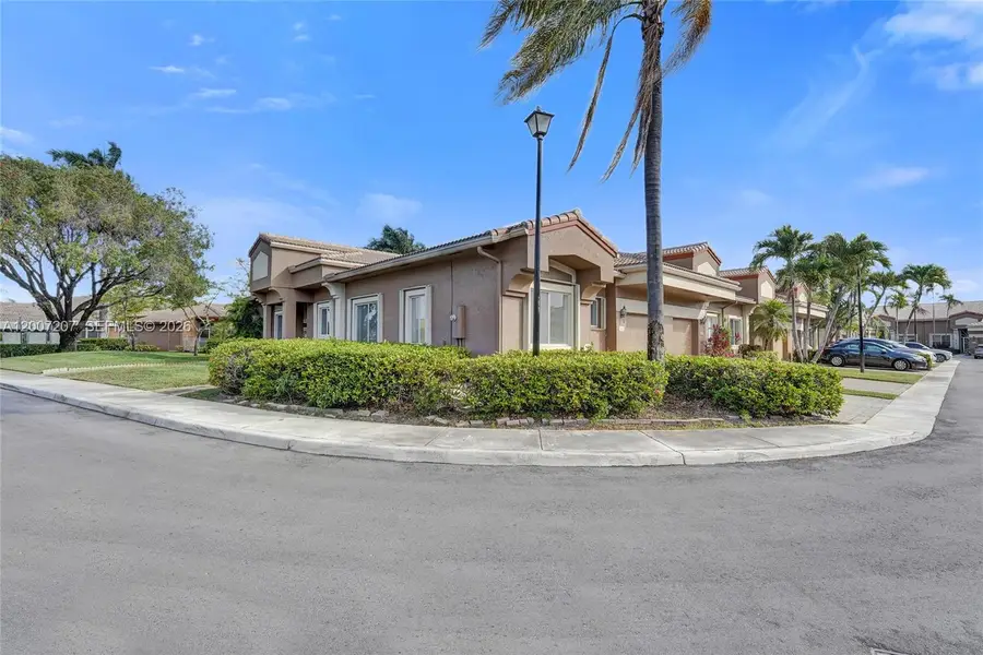 10131 Lombardy Dr, Tamarac, FL 33321 - #3