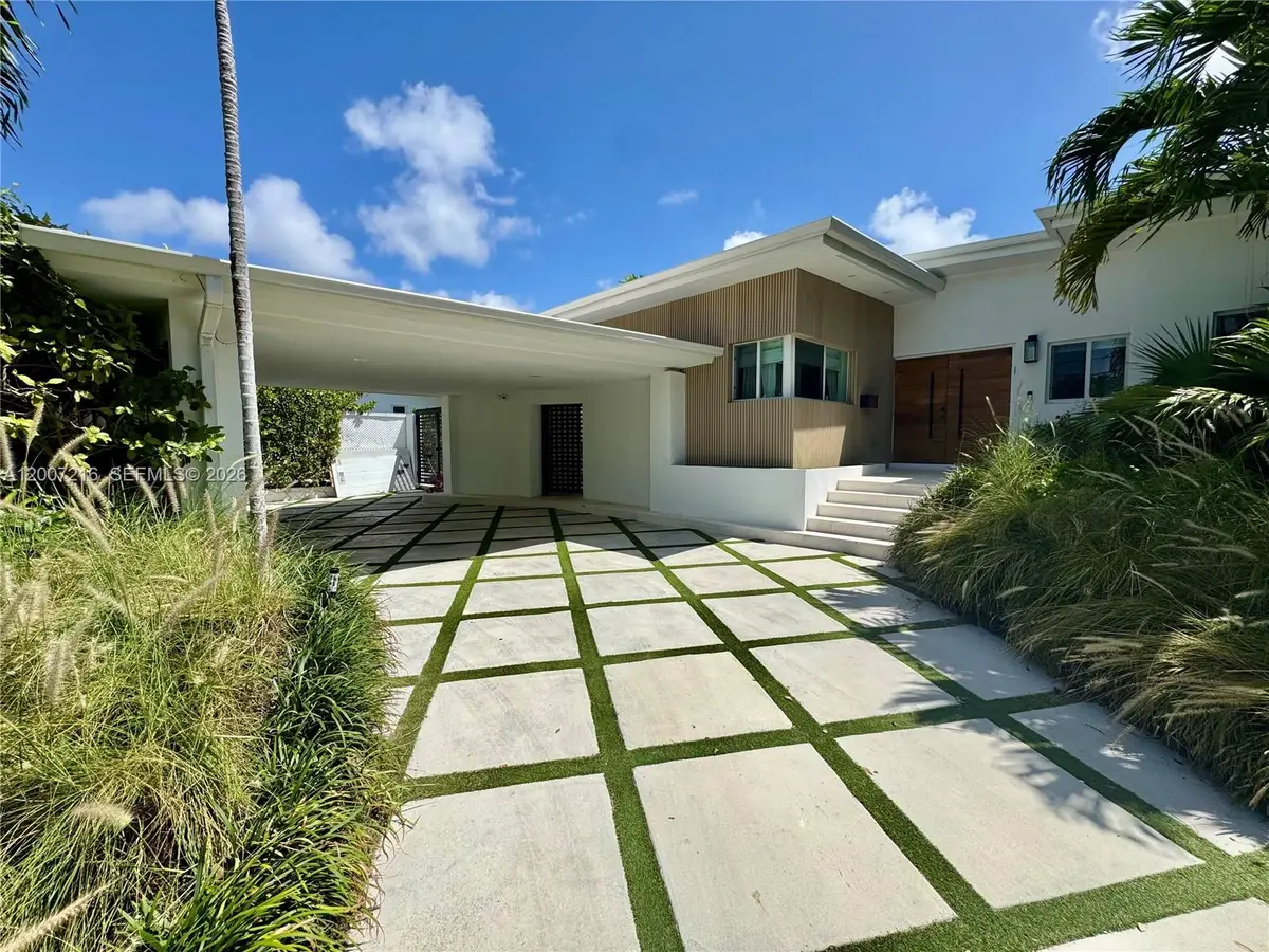 815 NE 76th St, Miami, FL 33138 - #1