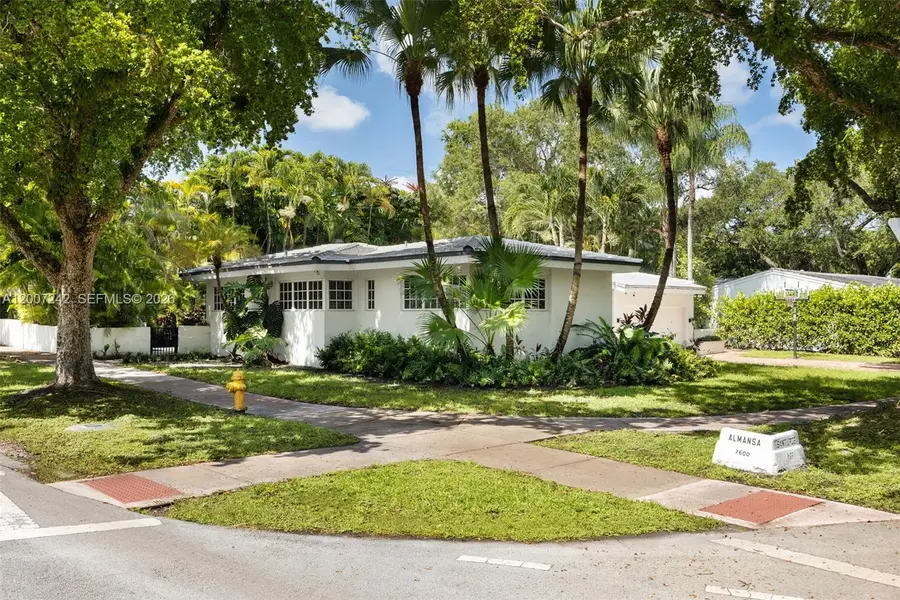 600 Santurce Ave, Coral Gables, FL 33143 - #2