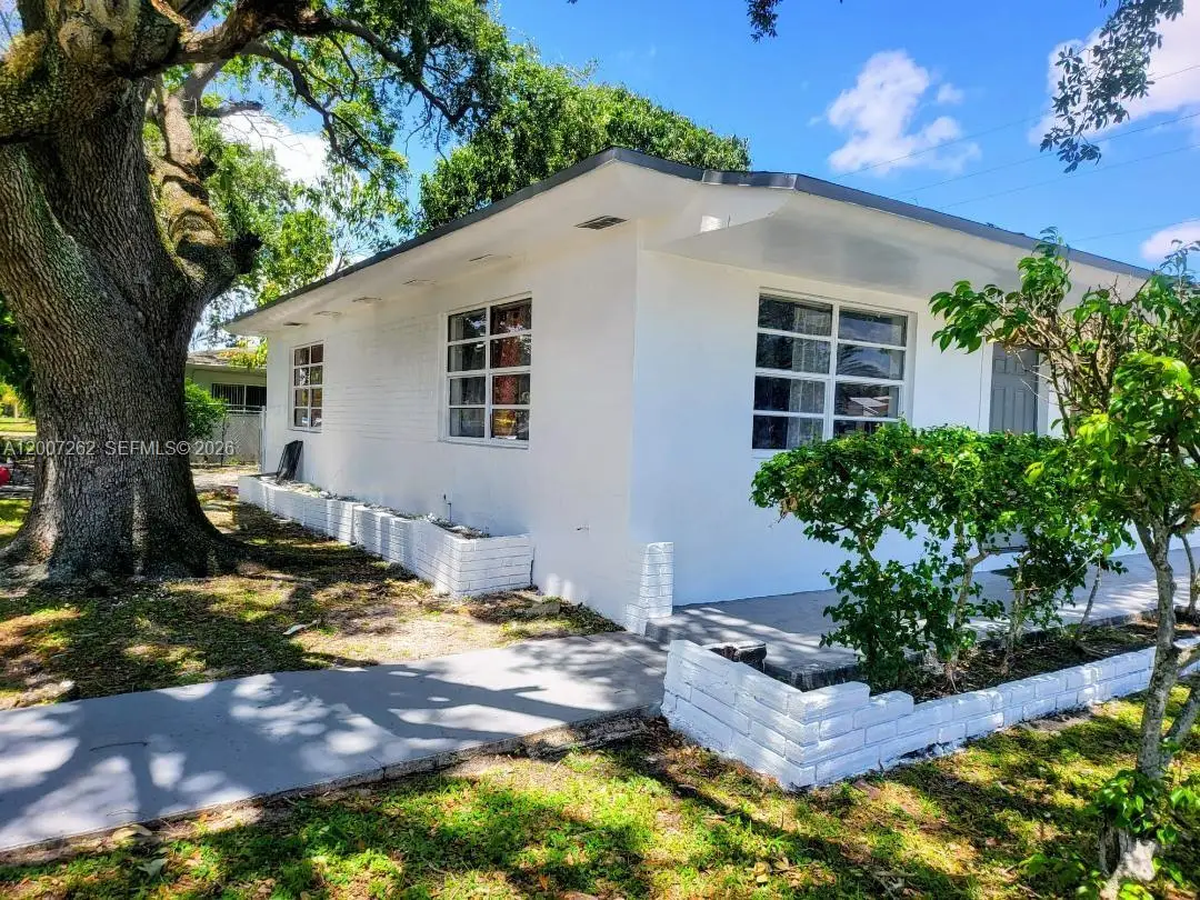 2099 NE 172 St, North Miami Beach, FL 33162 - #1
