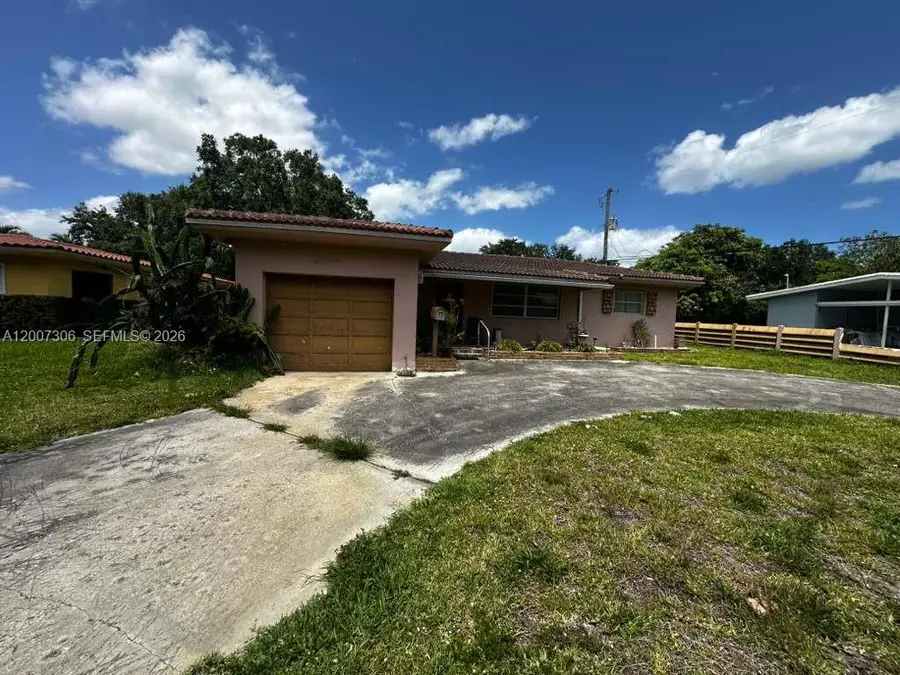 15 NW 88th St, El Portal, FL 33150 - #3