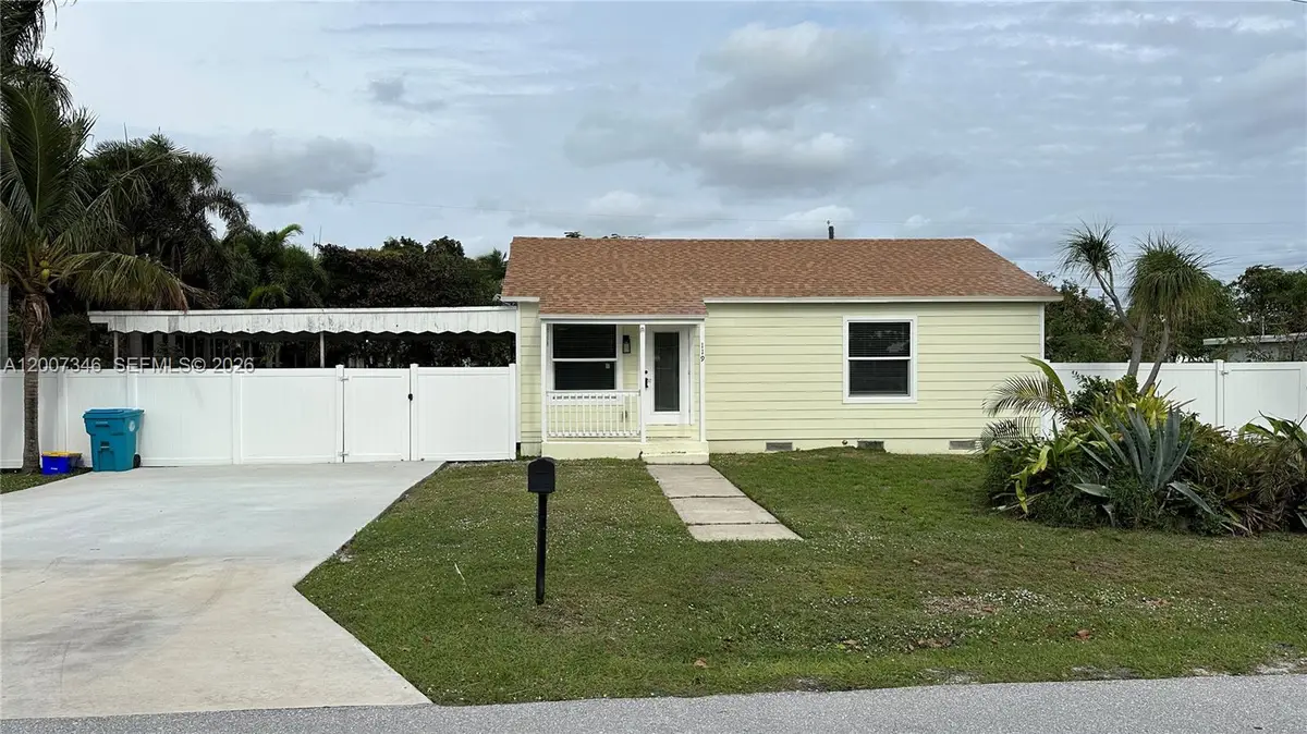 119 SW 8th Ave, Boynton Beach, FL 33435 - #1
