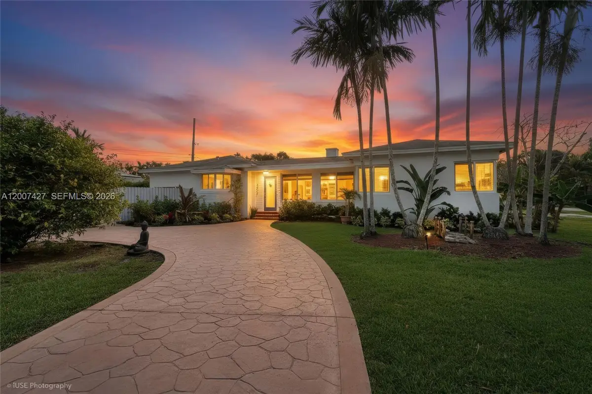 5889 Devonshire Blvd, Miami, FL 33155 - #1
