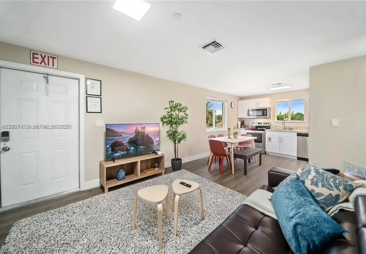 2320 Garfield St, Hollywood, FL 33020 - #1