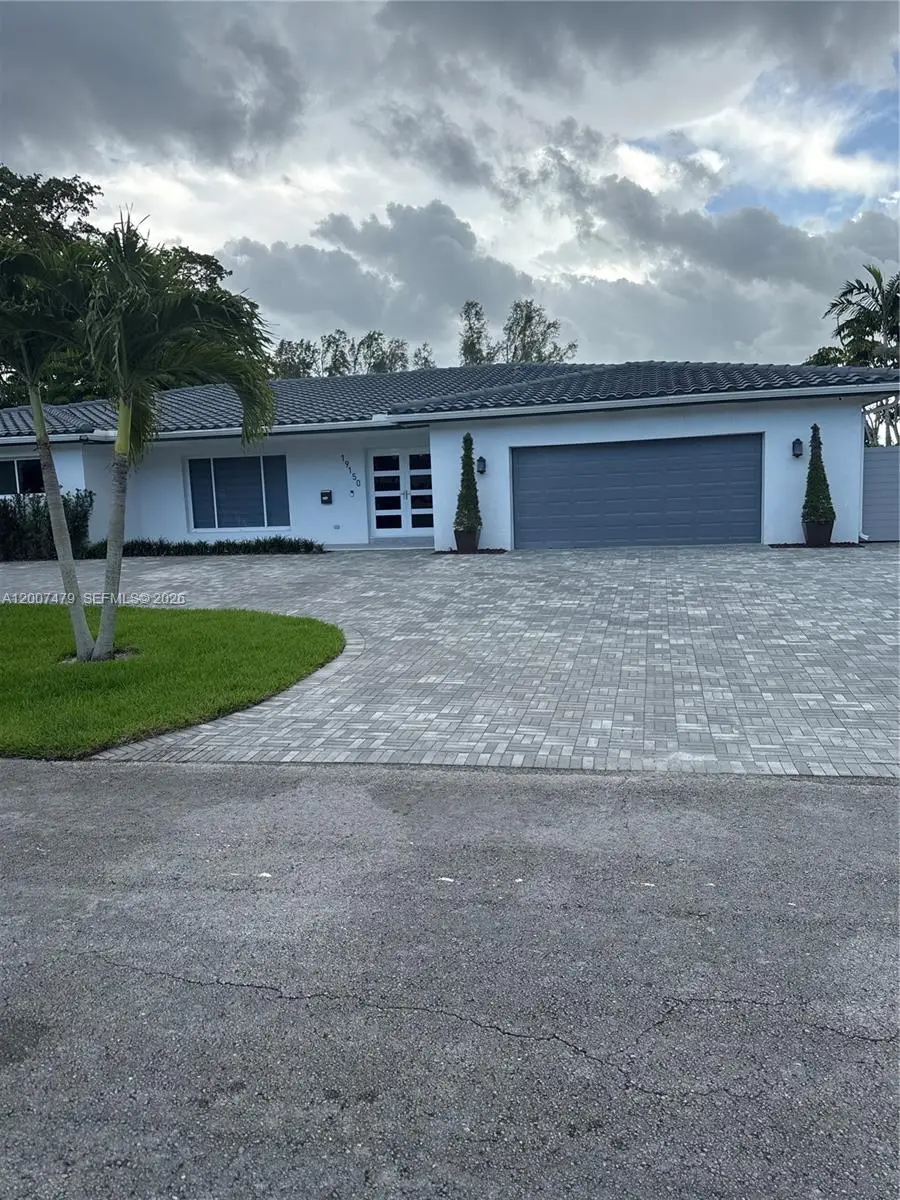 19150 S Saint Andrews Dr, Hialeah, FL 33015 - #1