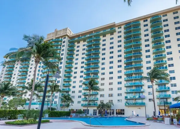 19380 Collins Ave #805, Sunny Isles Beach, FL 33160