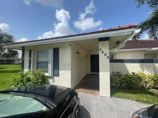 9863 Three Lakes Cir, Boca Raton, FL 33428