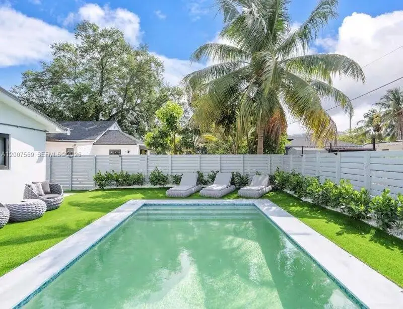 400 NW 40th St, Miami, FL 33127 - #1