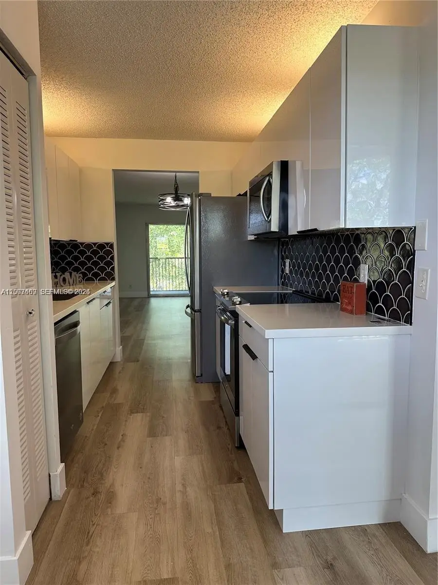 Address Withheld By Seller, Pembroke Pines, FL 33027 - #3