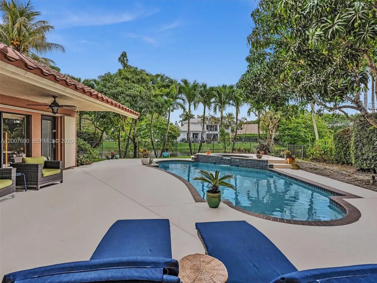 1080 Creekford Dr, Weston, FL 33326 - #1