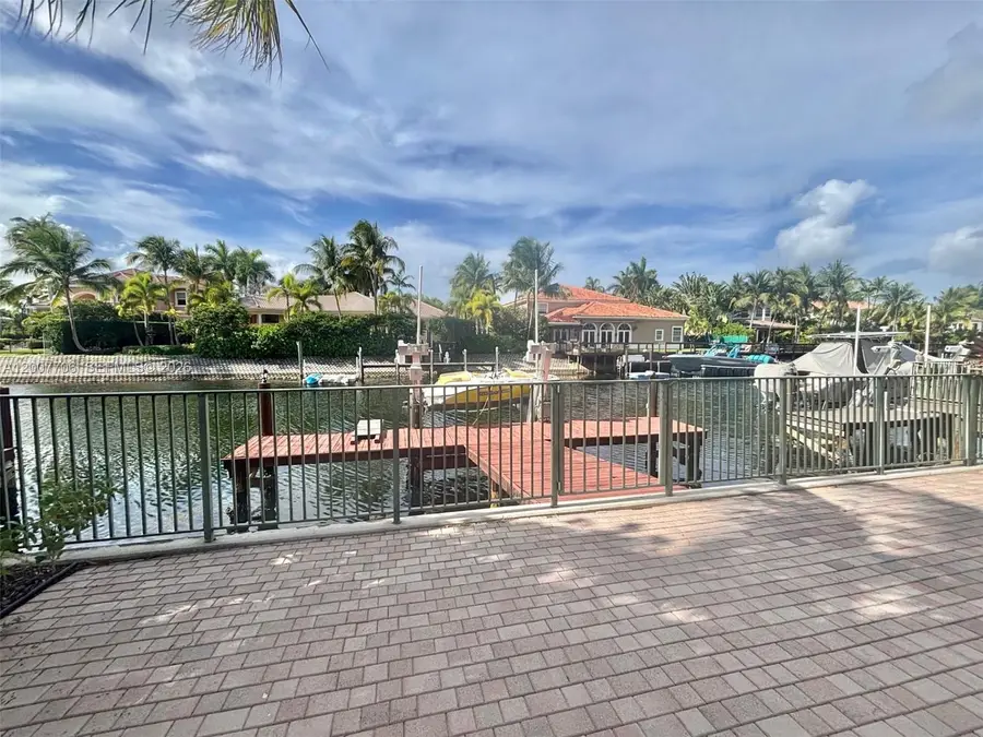 1141 Waterside Ln, Hollywood, FL 33019 - #2