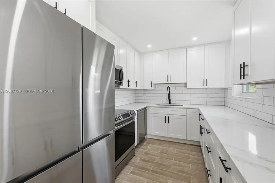 6900 NW 14th St, Plantation, FL 33313 - #2