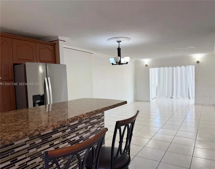 1850 W 56th St #2404, Hialeah, FL 33012 - #3