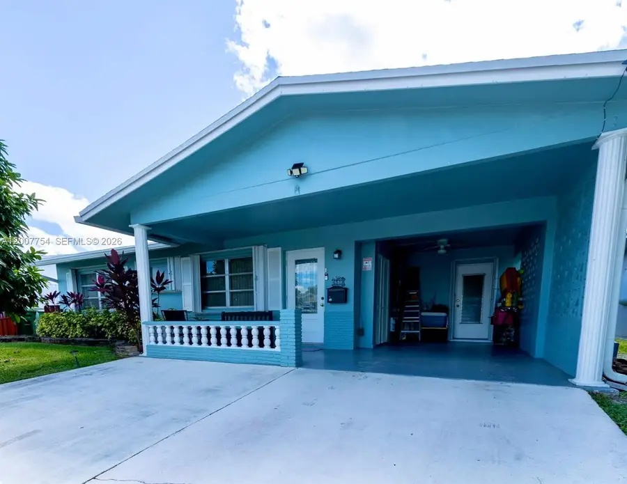 4518 NW 45th Ct, Tamarac, FL 33319 - #3