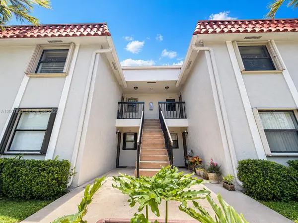 9730 Hammocks Blvd #201-28, Miami, FL 33196