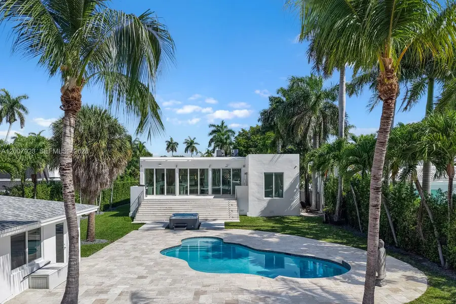 1090 NE 84th St, Miami, FL 33138 - #2