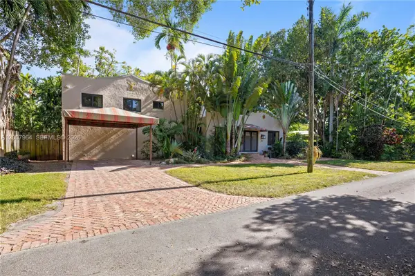 476 NE 119th St, Biscayne Park, FL 33161