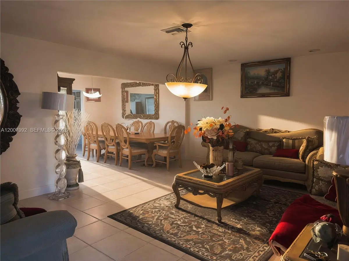 5306 Roosevelt St, Hollywood, FL 33021 - #1