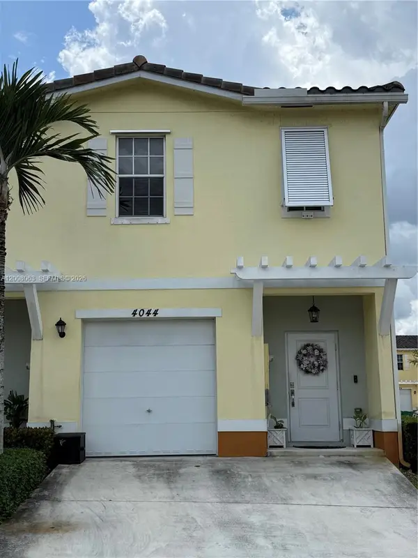 Address Withheld By Seller, Lauderhill, FL 33313