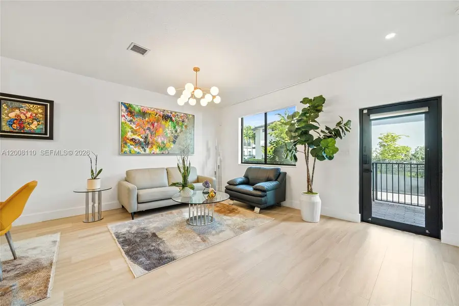 4648 NW 83rd Ave, Doral, FL 33166 - #3